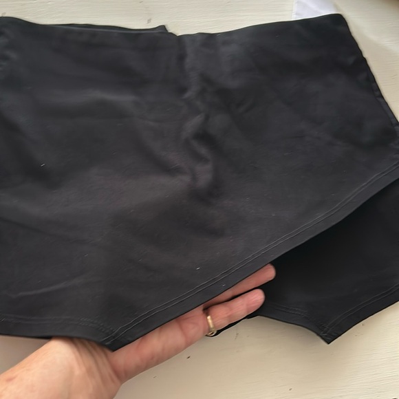 American Threads  Westwood nylon/rayon blend envelope skort shorts L (juniors) - Picture 7 of 12